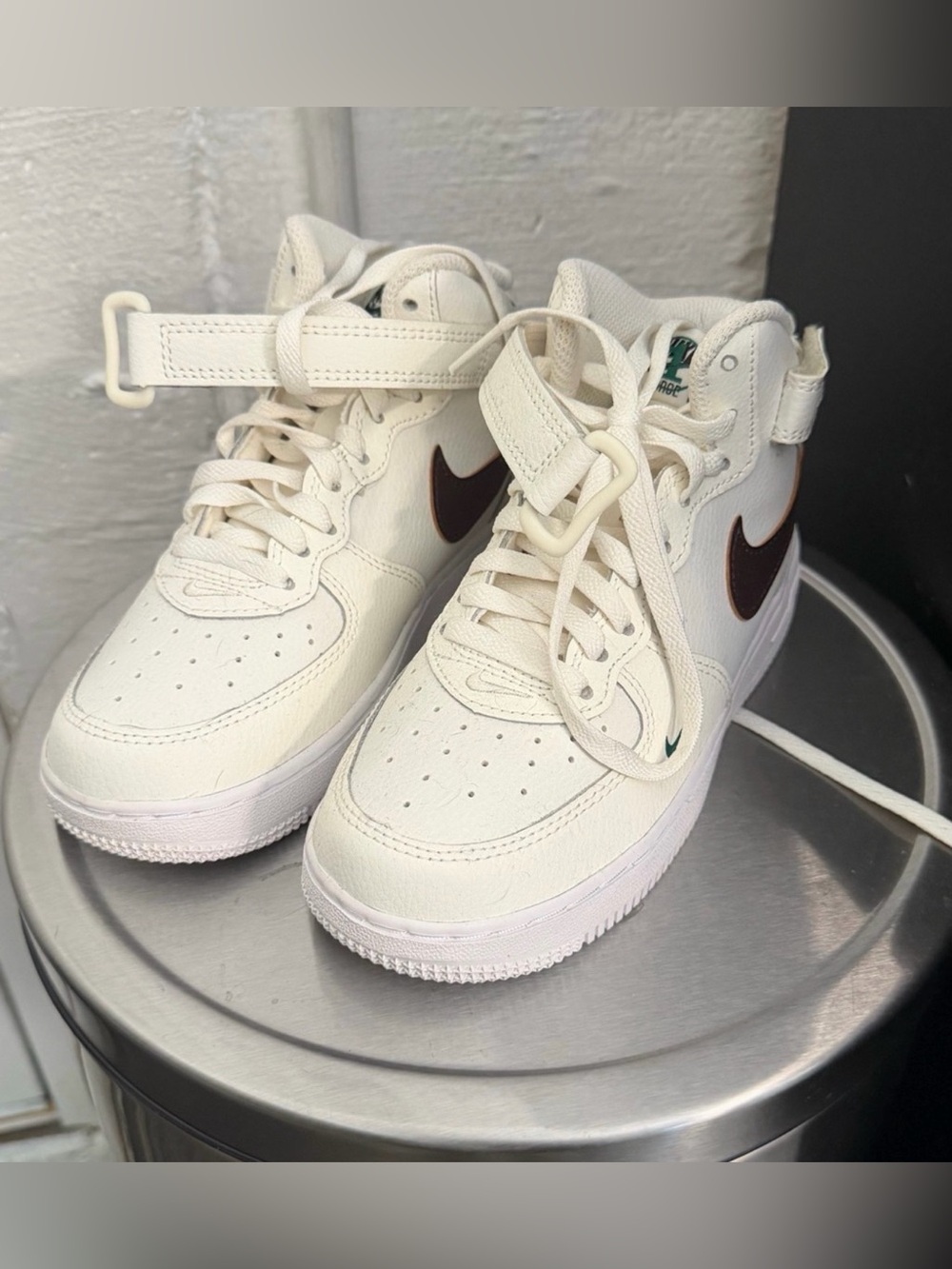 Nike Kids Mid-Top Sneakers in Off-White with Dark Brown Swoosh